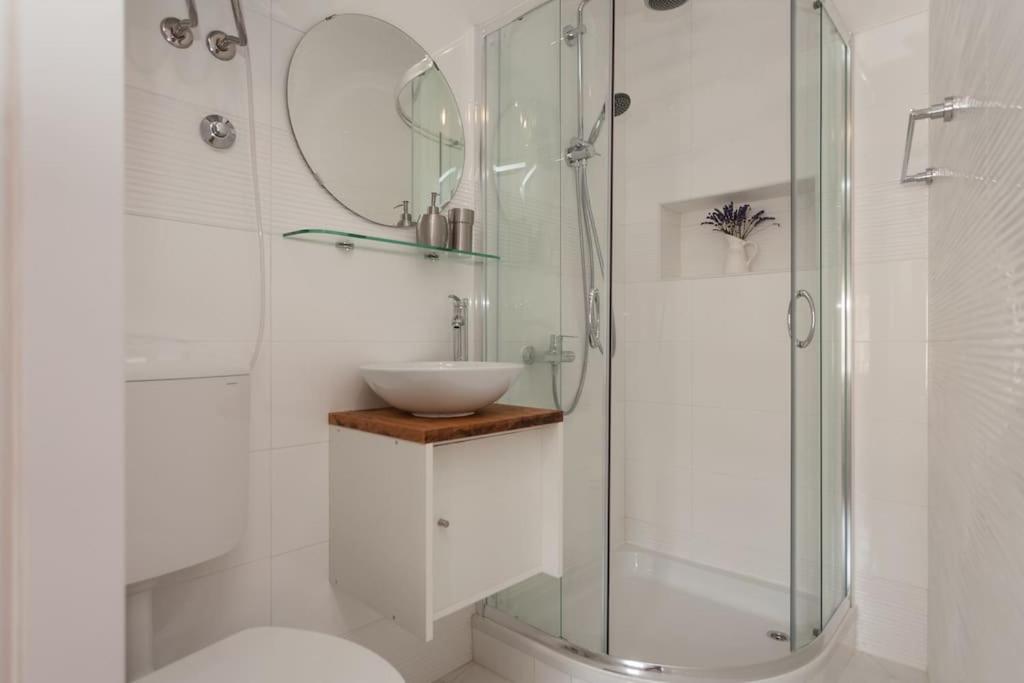 Vintage Apartment Rovinj Old Town Екстер'єр фото